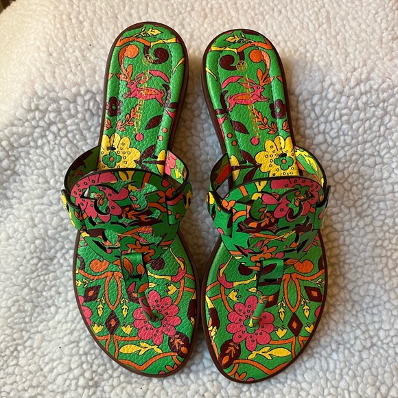 LIMITED EDITION Tory Burch Sandals - Picture 5 of 8